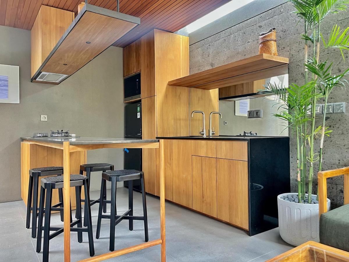 Domisili Villas Canggu Bali By Fays Hospitality Экстерьер фото